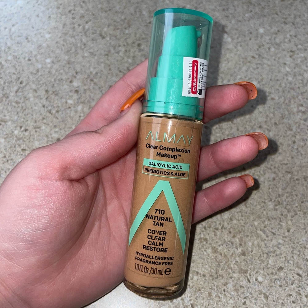 Almay Acne‑Safe Foundation – Salicylic Acid, Prebiotics, Aloe 🌿